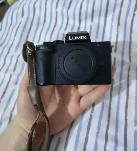 松下g100相机，2023年5月份购买，箱...