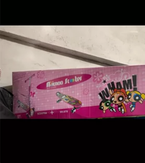 迪士尼滑板车，带把手滑板车，也可单滑板  ...