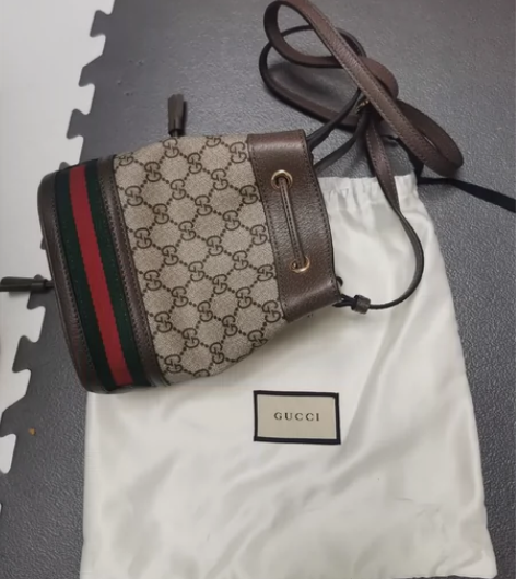 小号水桶包 感兴趣的话点“我想要”和我私聊...