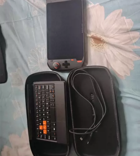 壹号本掌机 one xplayer1s 8...