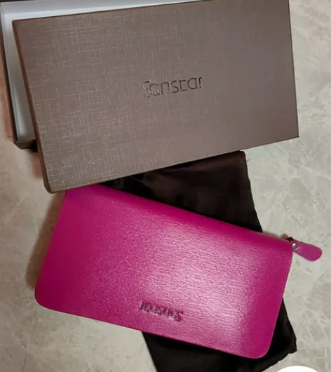 女士手包闲置 感兴趣的话点“我想要”和我私...