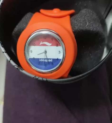 收藏了联想当年联合李宁出的三件套，运动手环...