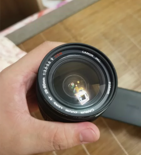 佳能650D 功能全好 镜头无霉无雾，一点...