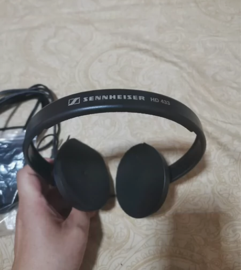 森海塞尔HD433耳机 包装海绵都好，