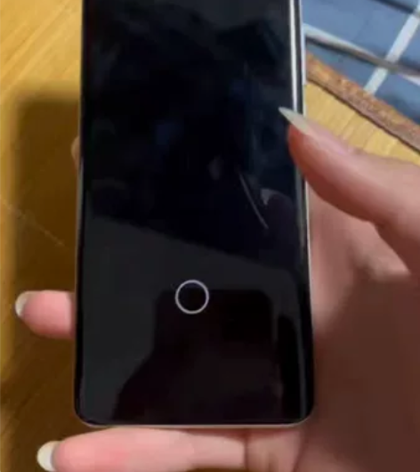 ?魅族18，8+128，贴膜带套使用，全部...