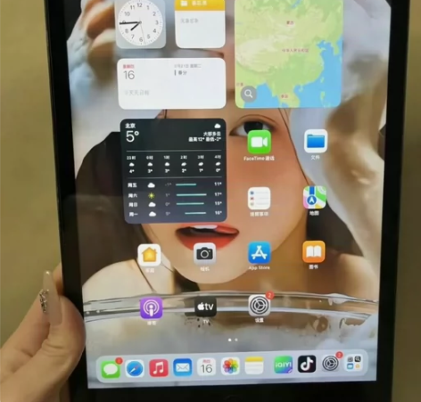 自己以前用的 ipad2020，现在开始工...