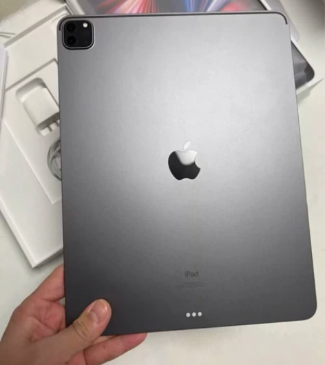 带笔一起出，2020款iPad平板电脑，1...