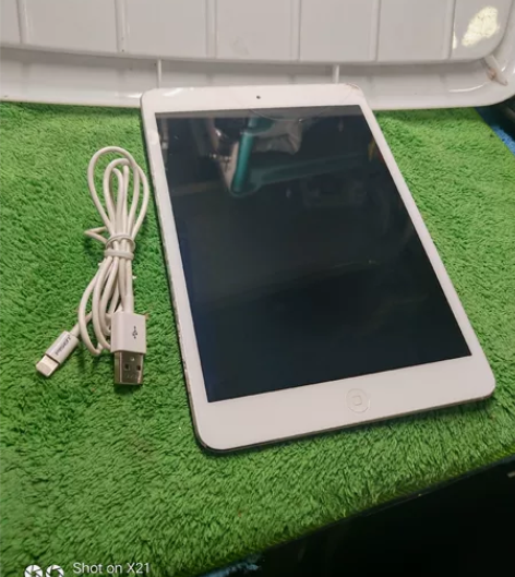 苹果A1432ipad mini 一代拍2...