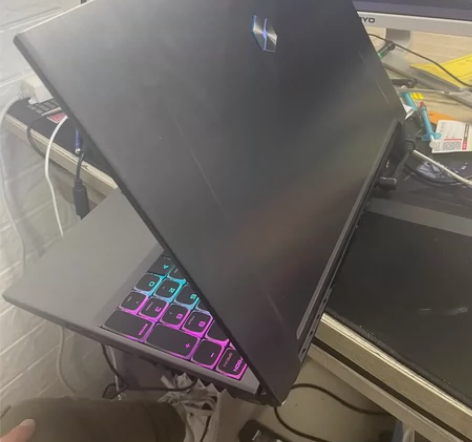 机械革命Z2. i7-8750H. 16G...