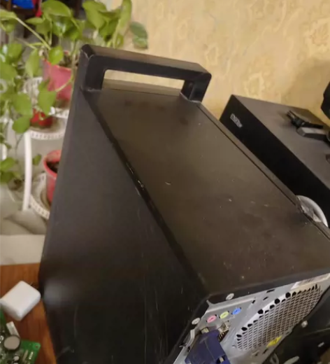 联想台式机,需要的出价 感兴趣的话点“我想...