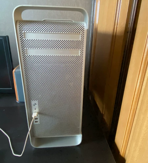 8核苹果台式机，08年生产，12年买的，正...