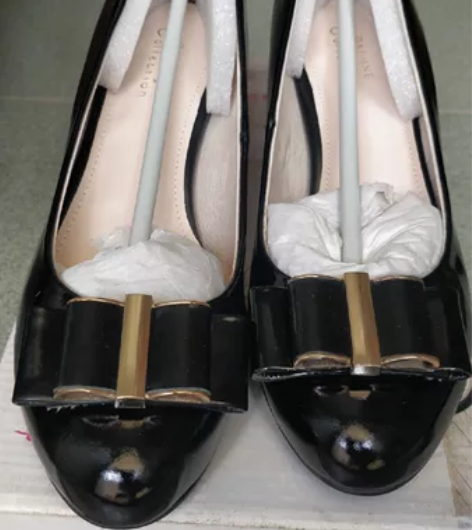 ！达芙妮~单鞋女35码！全新！ 专卖店买的...