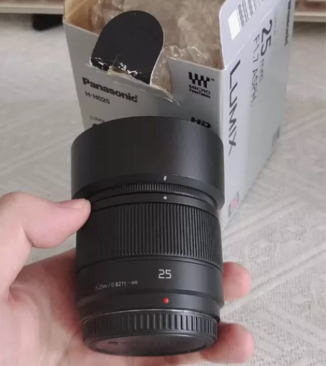 松下Lumix 25mm F1.7 M43...