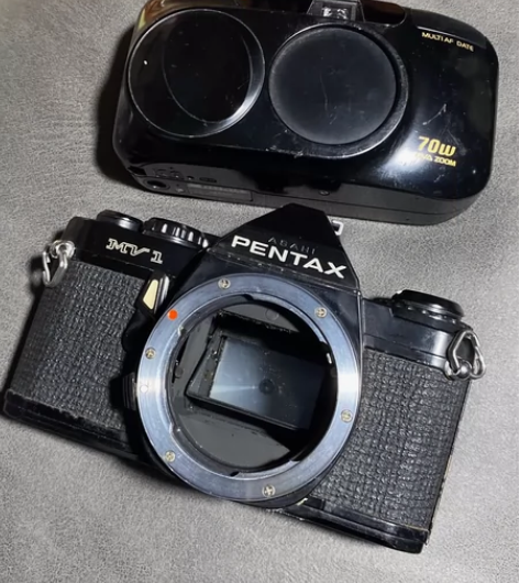 宾得mv1 美能达卡博士同款 宾得只有一个...