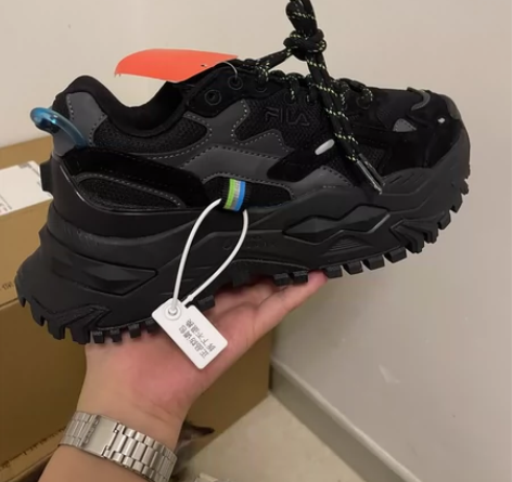 FILA FUSION 斐乐潮牌硬糖鞋轻便...