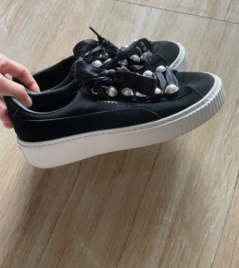 彪马女鞋37.5码，不退不换，喜欢直接拍下...