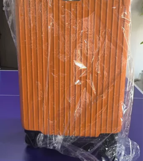 公司年终发的ACE拉杆箱，一直用不到，转了...