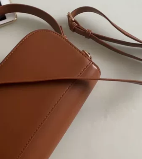 【狂欢价】夏季小众包包新款潮女包… 感兴趣...