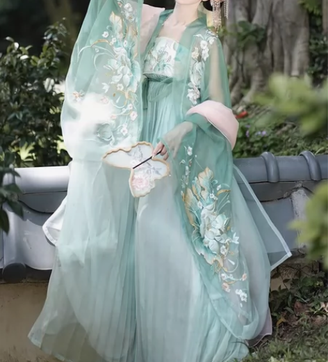 玉术原创汉服女【浮香绕曲】齐胸重工刺绣日常...