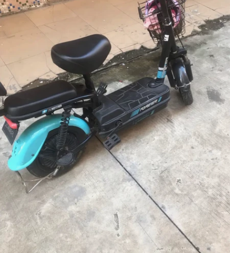 帮朋友出台上海永久电动车！带无钥匙一键启动...