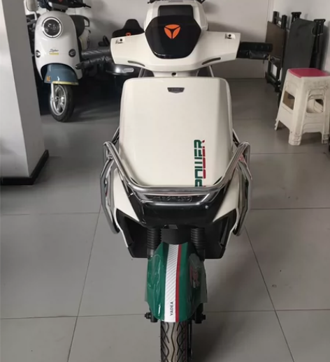 雅迪电动车，欧俊冠能版 GTR动力电机，轻...