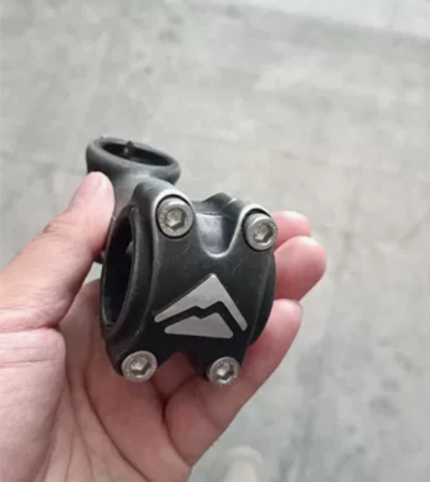 美利达挑战者300把立，刚换下来的旧的，东...