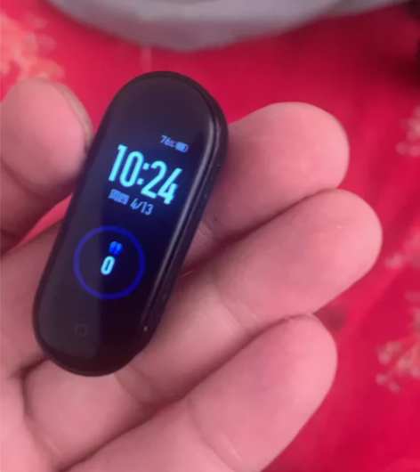 小米手环5标准版 感兴趣的话点“我想要”和...