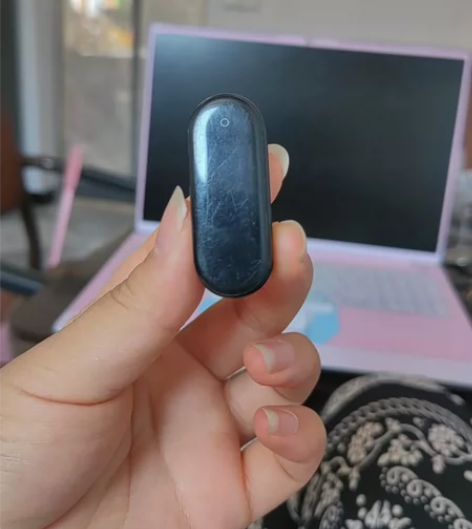 小米手环5，标准版，功能看图五的标准版，我...