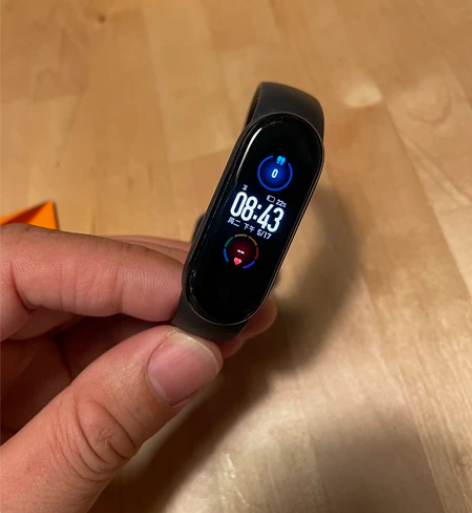 小米手环5智能心率检测运动手环 九成新待机...