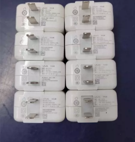 VIVO18W充电器头，原装二手。单充电头...