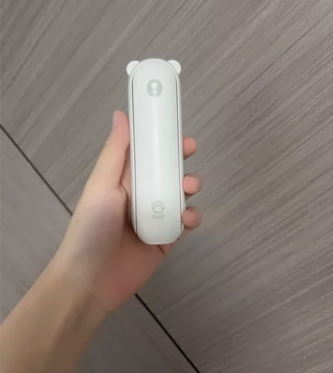 手持usb充电宝兼风扇，外观不算新但宝贝其...
