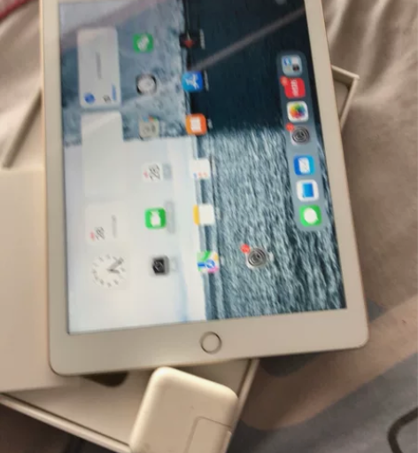 iPad2017内存32g爱思全绿功能都好...