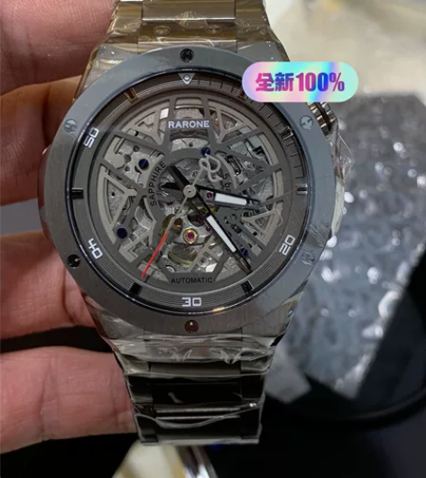 雷诺机械表钛黑色钢带（全新未拆封）雷诺双子...