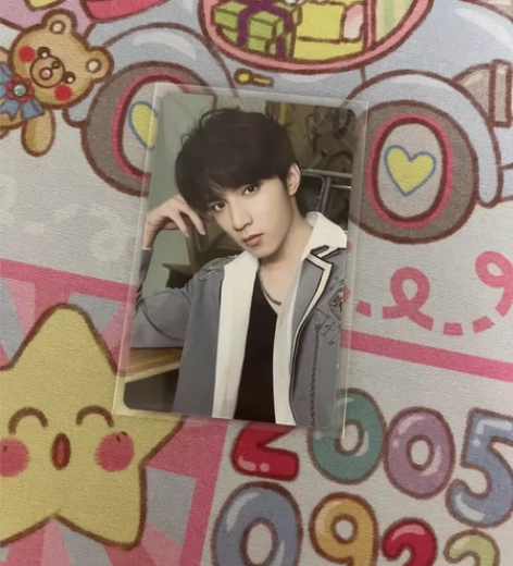 出刘耀文二专单封卡乌托邦小卡校服卡撑脸卡 ...