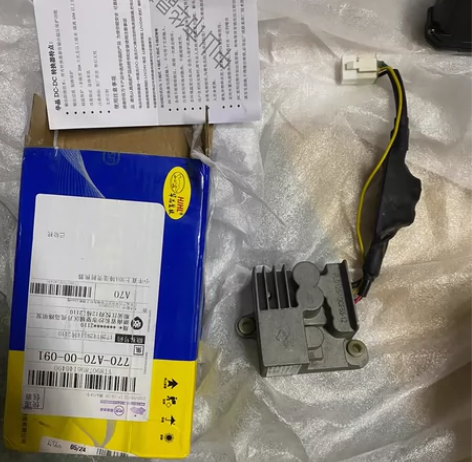 小牛DC。是防干扰版本，比不带防干扰的贵一...