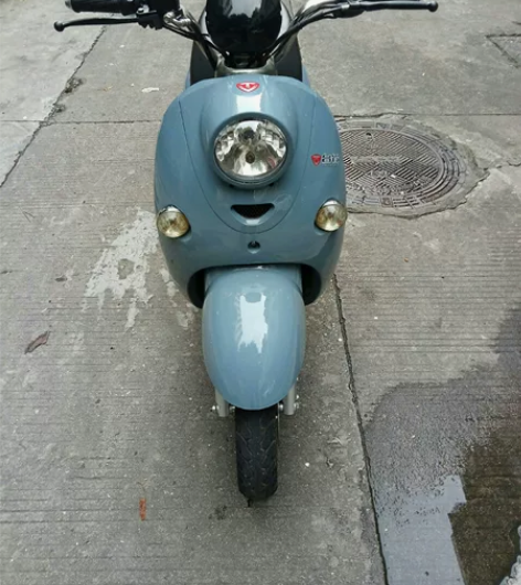 九成新左右台铃电动车水泥灰小龟王，前个月刚...