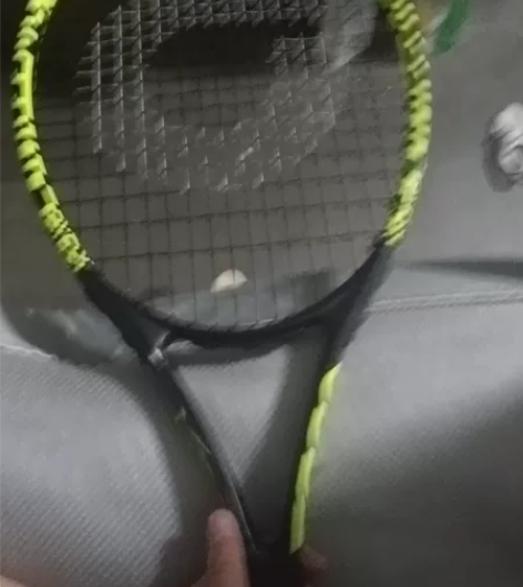 刚用半年，没明显磨损，没袋子送一个网球。 ...