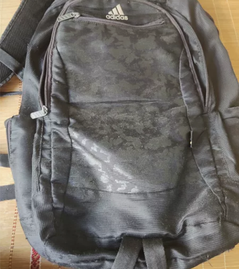 阿迪达斯书包 长40cm 宽17cm 高5...