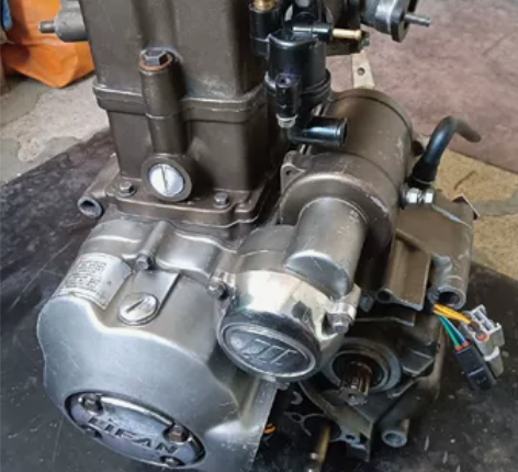 富路三轮车,力帆150水冷顶杆手动反离合发...