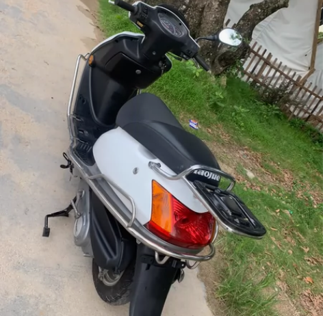 豪爵摩托车2100要的下手要快 感兴趣的话...