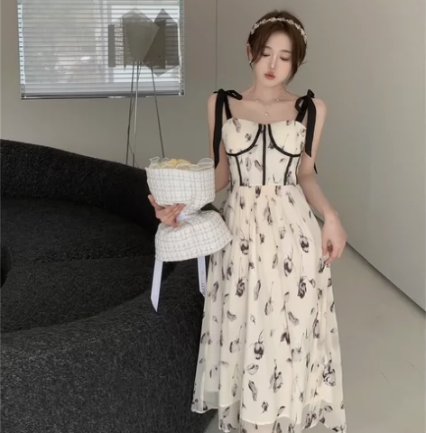 法式茶歇碎花连衣裙女夏季温柔风遮肚显瘦气质...