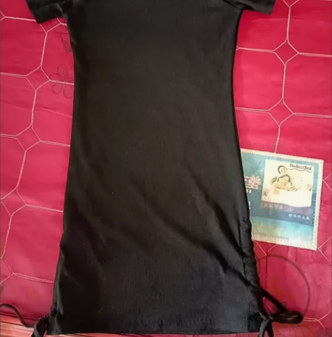 纯欲辣妹连衣裙女夏季新款挂脖吊带裙收腰修身...