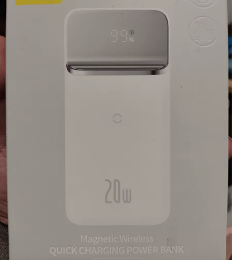 全新未拆封倍思无线数显充电宝10000 m...