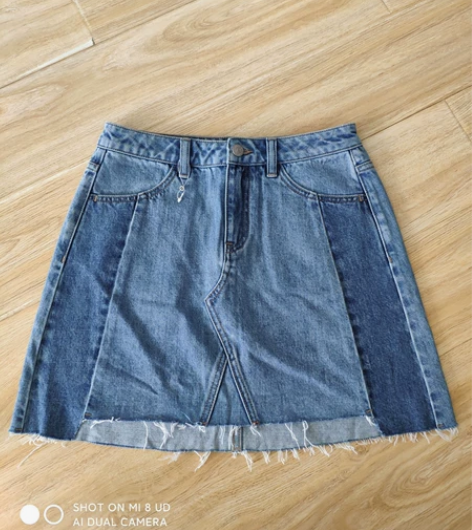 拉夏贝尔旗下品牌Candies全新M码高腰...