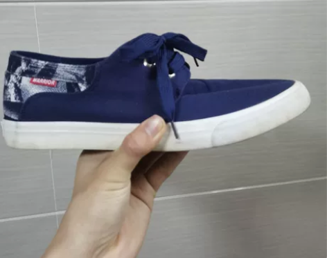 超低价！回力帆布鞋男式低帮蓝色43码 九成...