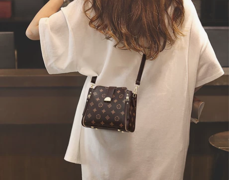 包包2022新款包包女夏季时尚百搭斜挎包高...