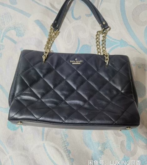 ks菱格女包 手拿包 单肩包 八成新 有使...