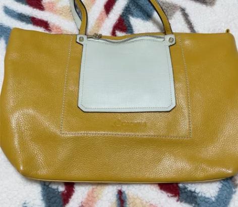 laipina袋鼠真皮女包，亲人赠送，背过...