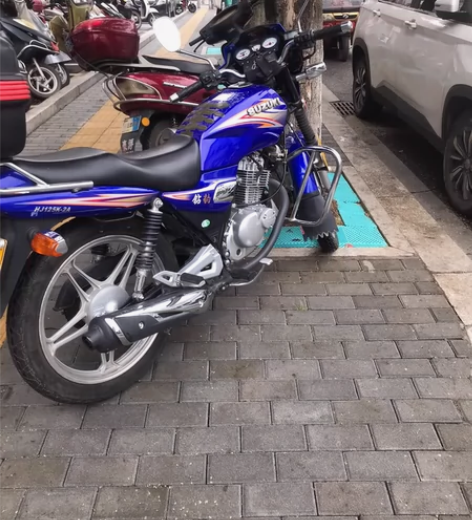 摩托车大架125转卖 感兴趣的话点“我想要...