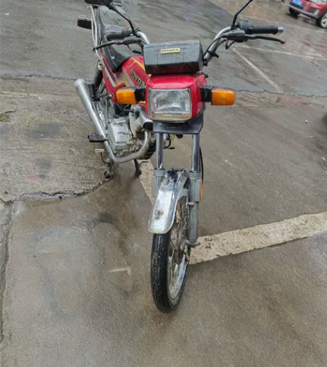 男装新大洲本田125C，2002年出厂，闲...